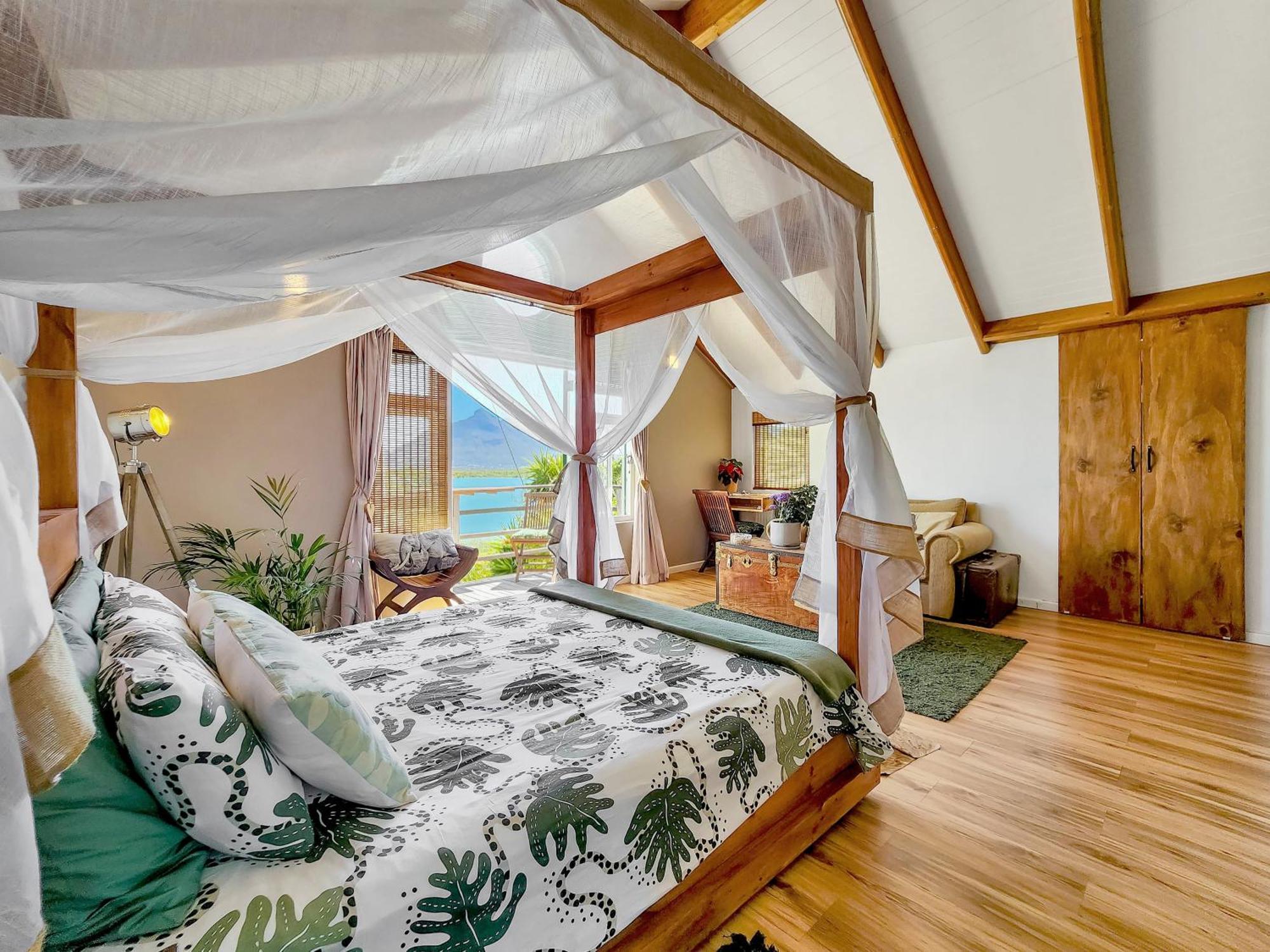 Flamingo View Apartment *
