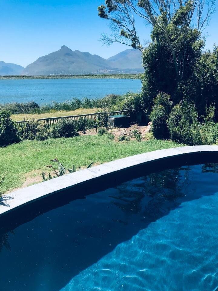 Apartment Flamingo View Cape Town